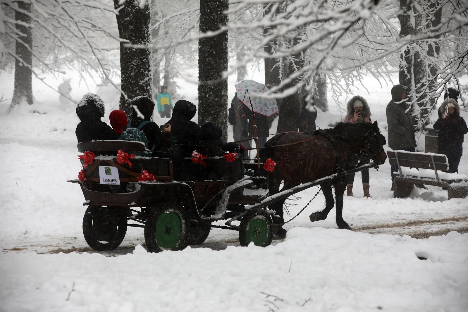 Snježni advent u Delnicama Snježni advent u Delnicama