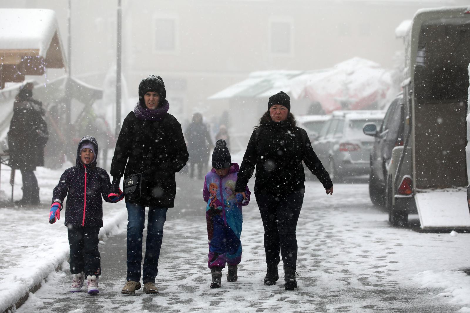 Snježni advent u Delnicama Snježni advent u Delnicama