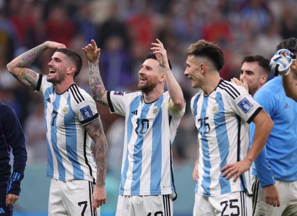 KATAR 2022 – Argentinski igrači slave ulazak u finale Svjetskog prvenstva