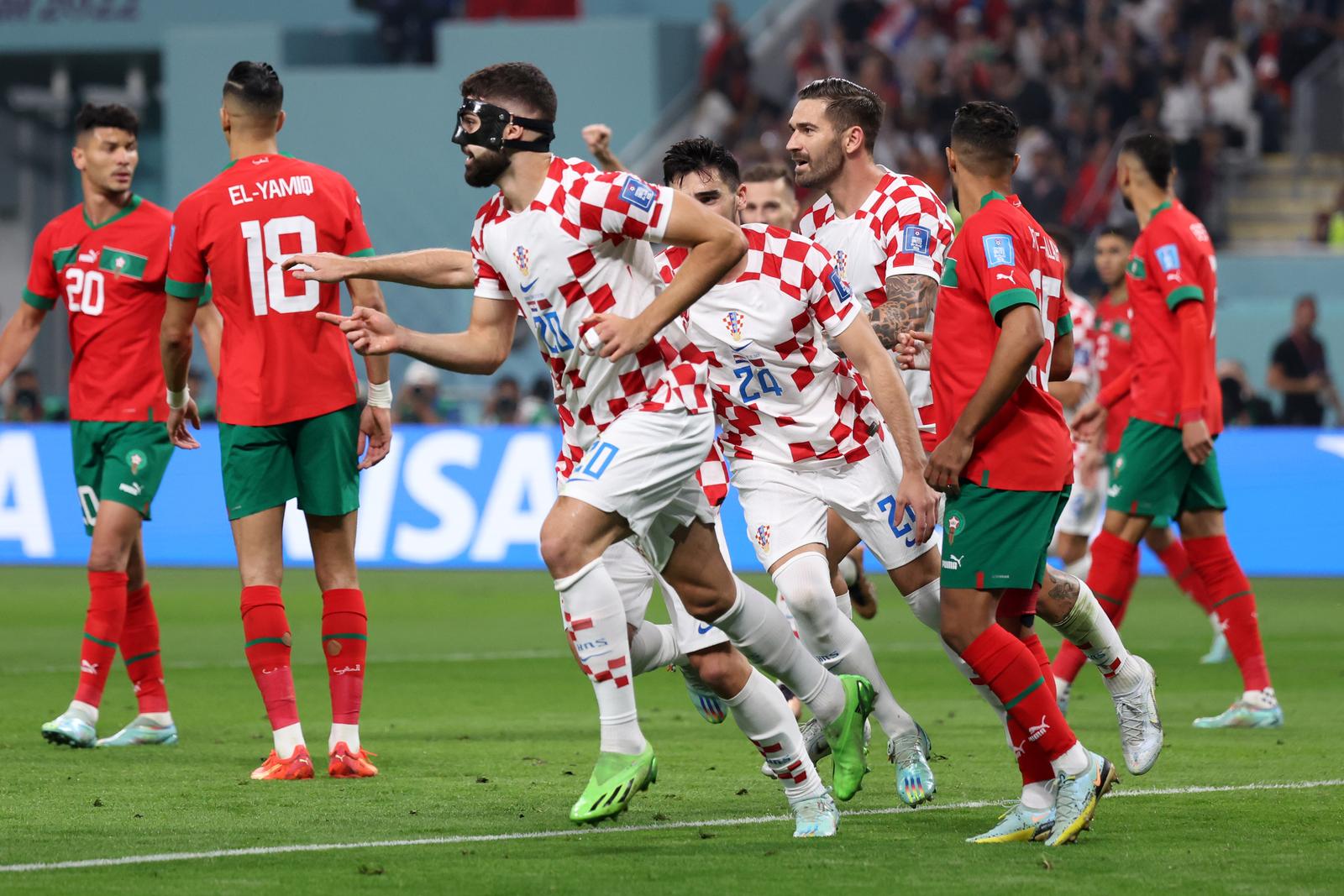 KATAR 2022 – Slavlje Joška Gvardiola nakon pogotka Maroku za 1:0 KATAR 2022 – Slavlje Joška Gvardiola nakon pogotka Maroku za 1:0