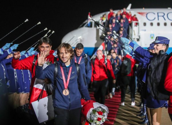 Avion s Vatrenima sletio u Zračnu luku Franjo Tuđman