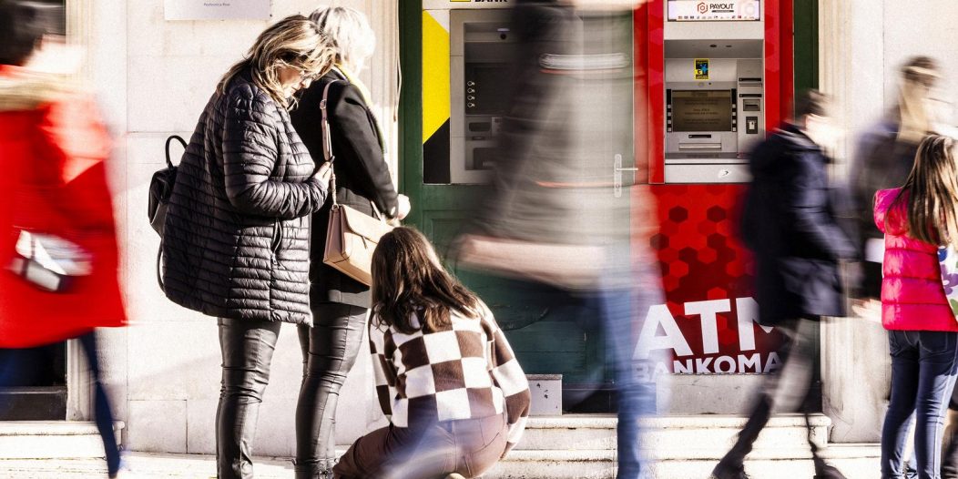 Bankomati u Splitu 1. radni dan s novom valutom Bankomati u Splitu 1. radni dan s novom valutom