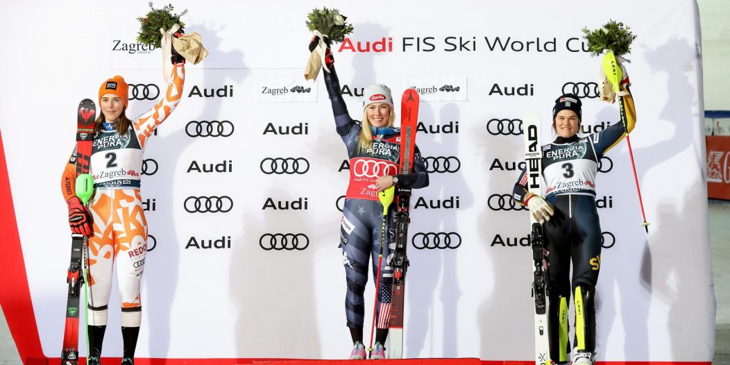 Petra Vlhova, Mikaela Shiffrin i Anna Swenn Larsson na postolju nakon odvožene druge vožnje ženskog slaloma Petra Vlhova, Mikaela Shiffrin i Anna Swenn Larsson na postolju nakon odvožene druge vožnje ženskog slaloma