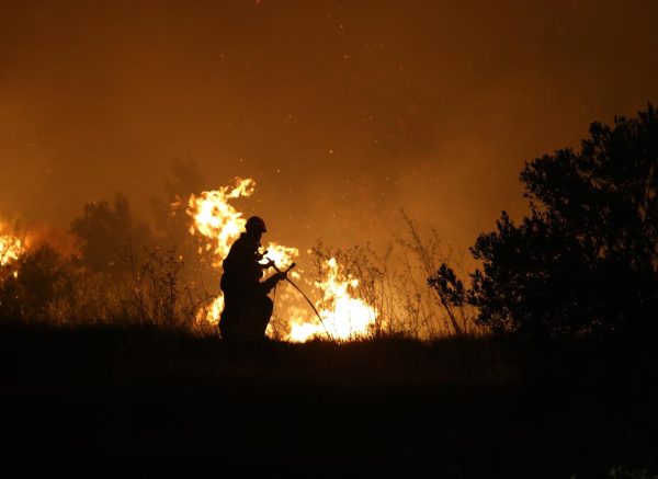 Poar se noen udarima juga proirio prema Gornjoj Podstrani