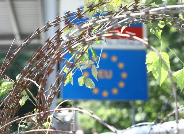 Slovenska vojska uklanja žilet-žicu na granici s Hrvatskom