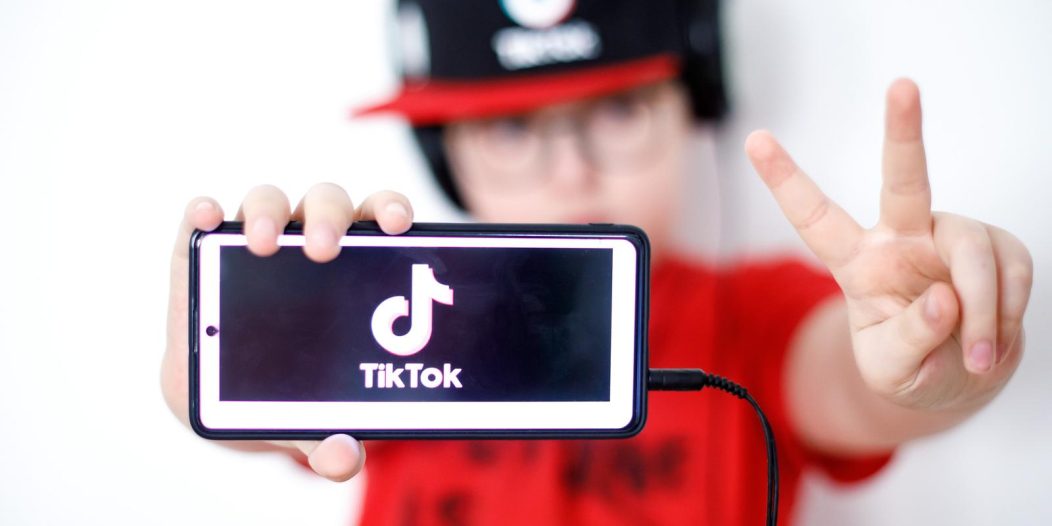 Aplikaciji TikTok u vlasništvu kineske tvrtke ByteDance prijeti zabrana korištenja u SAD-u Aplikaciji TikTok u vlasništvu kineske tvrtke ByteDance prijeti zabrana korištenja u SAD-u