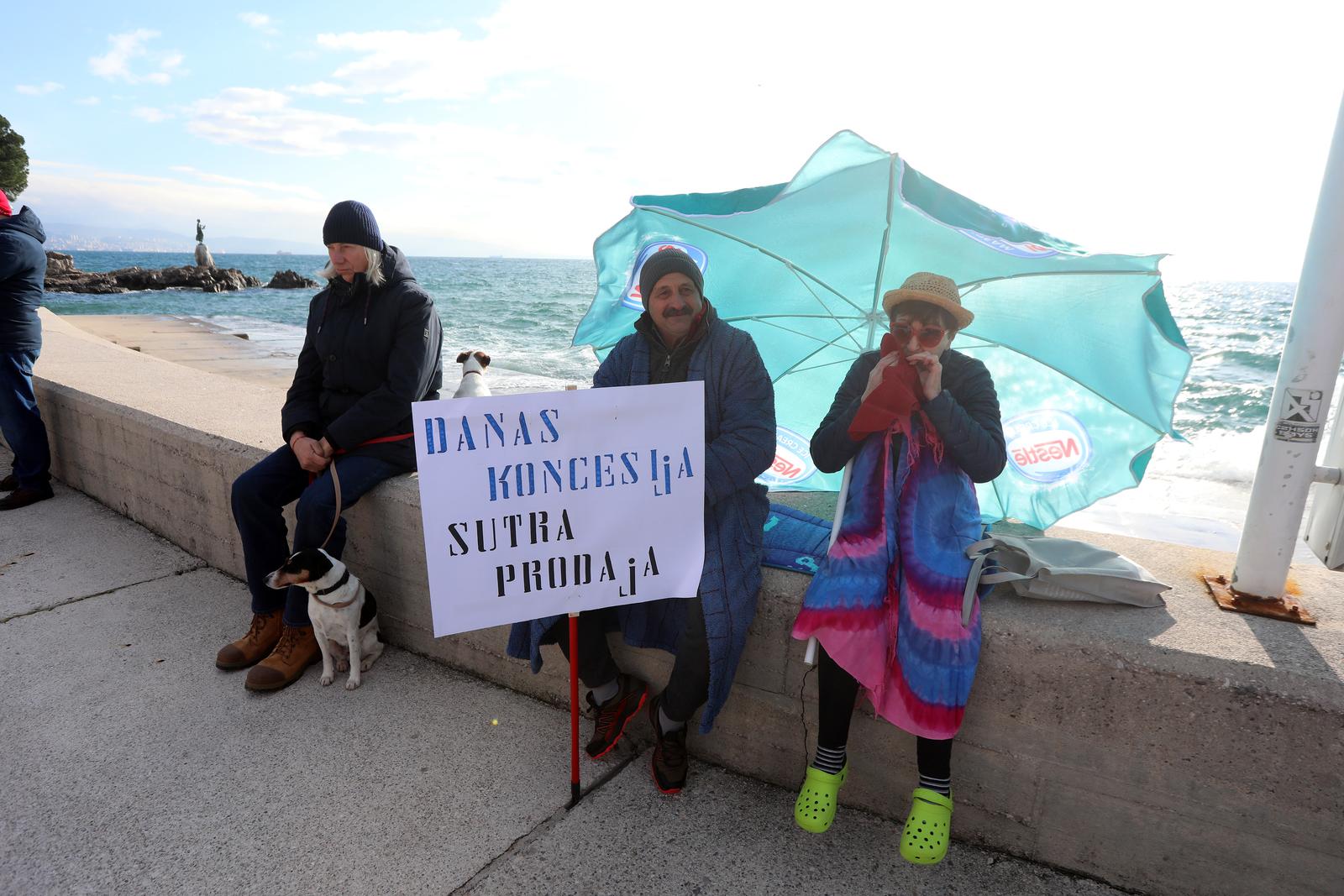 Opatija: Građani prosvjedovali protiv Prijedloga Zakona o pomorskom dobru i morskim lukama