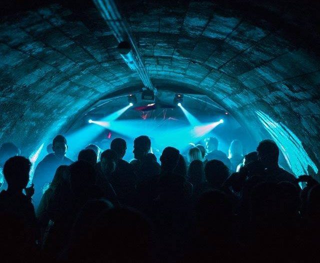tunel party tunel party