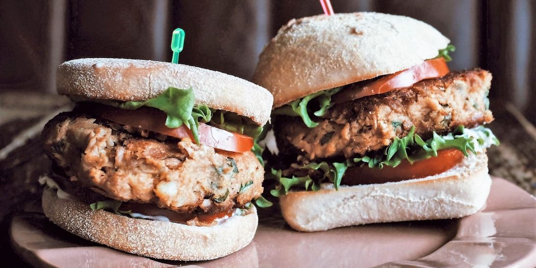 vege burger unsplash vege burger unsplash