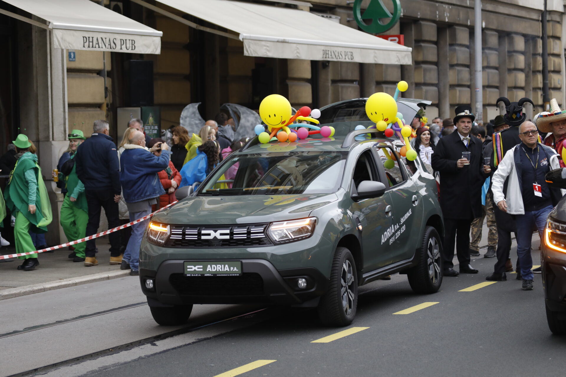 20230219125537__65A3998 20230219125537__65A3998