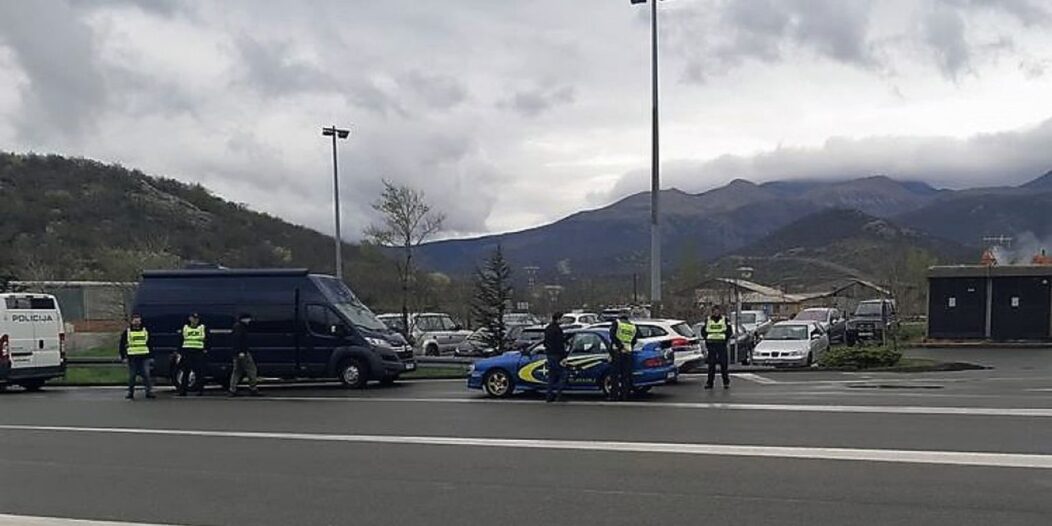 Kikovica veća Kikovica veća