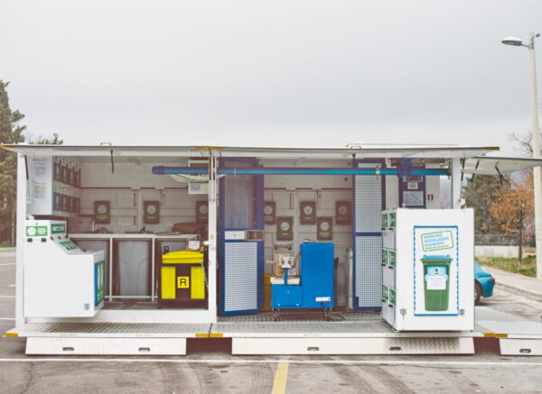 Mobilno-reciklažno-dvorište-1200×800