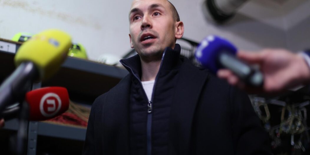 Pročelnik HGSS-a Rijeka Marko Andrić o incidentu na popularnom skijalištu Platak Pročelnik HGSS-a Rijeka Marko Andrić o incidentu na popularnom skijalištu Platak