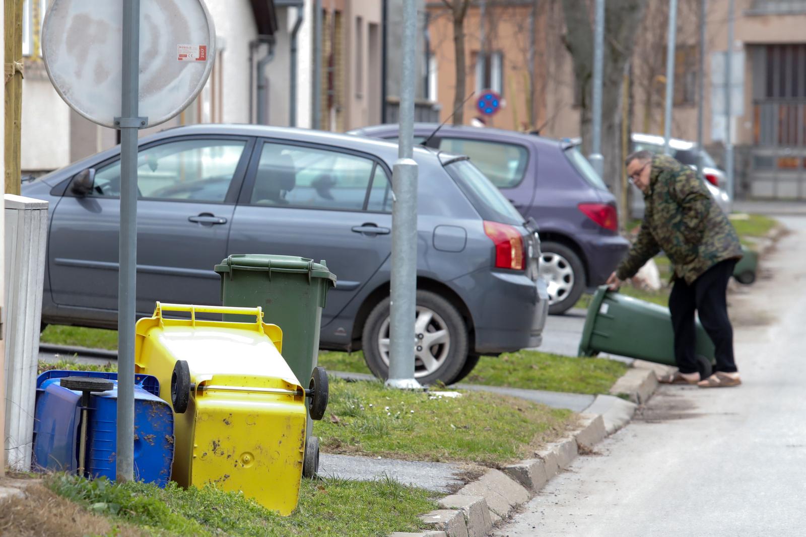 Olujni vjetar prouzročio štetu u Osijeku