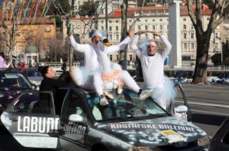 CARneval povorka, prava motorna maškarana manifestacija, prošla je riječkim ulicama CARneval povorka, prava motorna maškarana manifestacija, prošla je riječkim ulicama