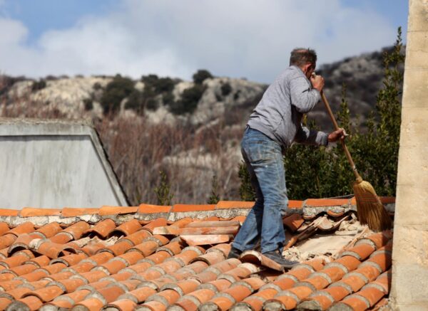 Epicentar potresa u Baščanskoj Dragi, uslijed potresa srušio se dimnjak