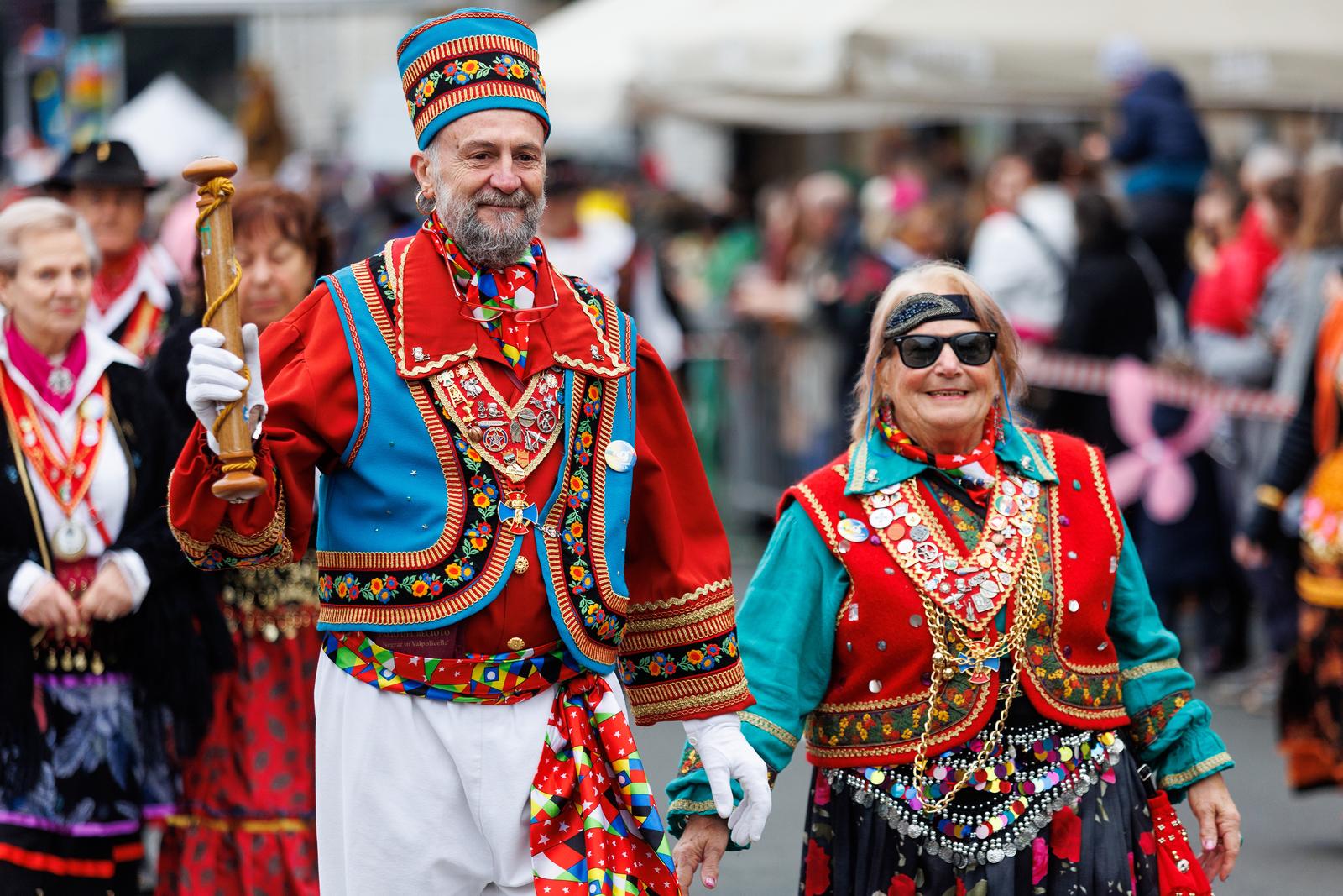 Rijeka: Oko devet tisuća maškara sudjelovalo na tradicionalnom Riječkom karnevalu Rijeka: Oko devet tisuća maškara sudjelovalo na tradicionalnom Riječkom karnevalu