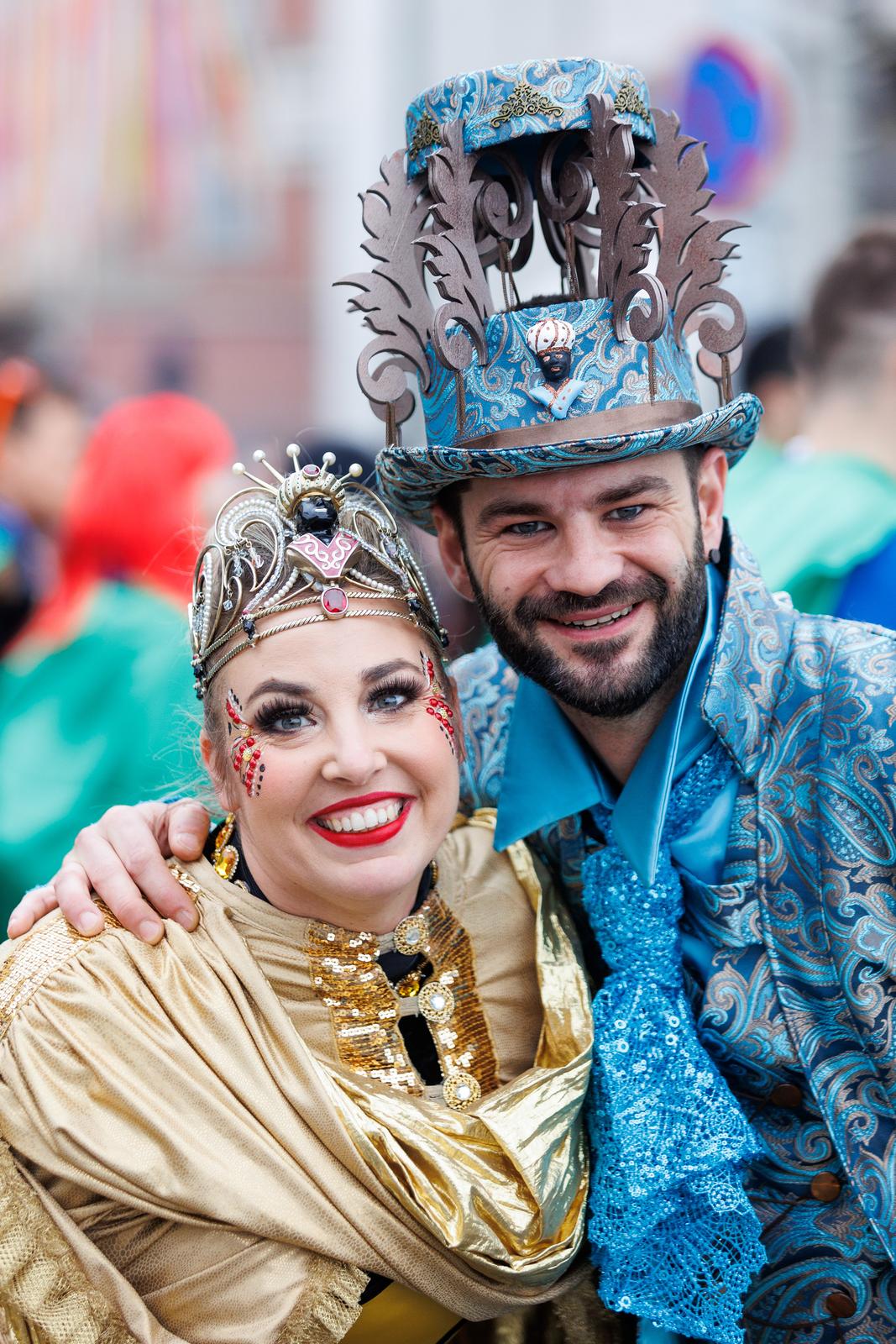 Rijeka: Oko devet tisuća maškara sudjelovalo na tradicionalnom Riječkom karnevalu Rijeka: Oko devet tisuća maškara sudjelovalo na tradicionalnom Riječkom karnevalu