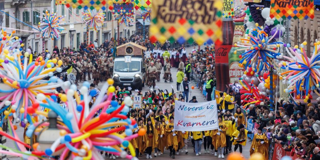 Rijeka: Oko devet tisuća maškara sudjelovalo na tradicionalnom Riječkom karnevalu Rijeka: Oko devet tisuća maškara sudjelovalo na tradicionalnom Riječkom karnevalu