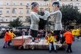 Rijeka: Oko devet tisuća maškara sudjelovalo na tradicionalnom Riječkom karnevalu Rijeka: Oko devet tisuća maškara sudjelovalo na tradicionalnom Riječkom karnevalu