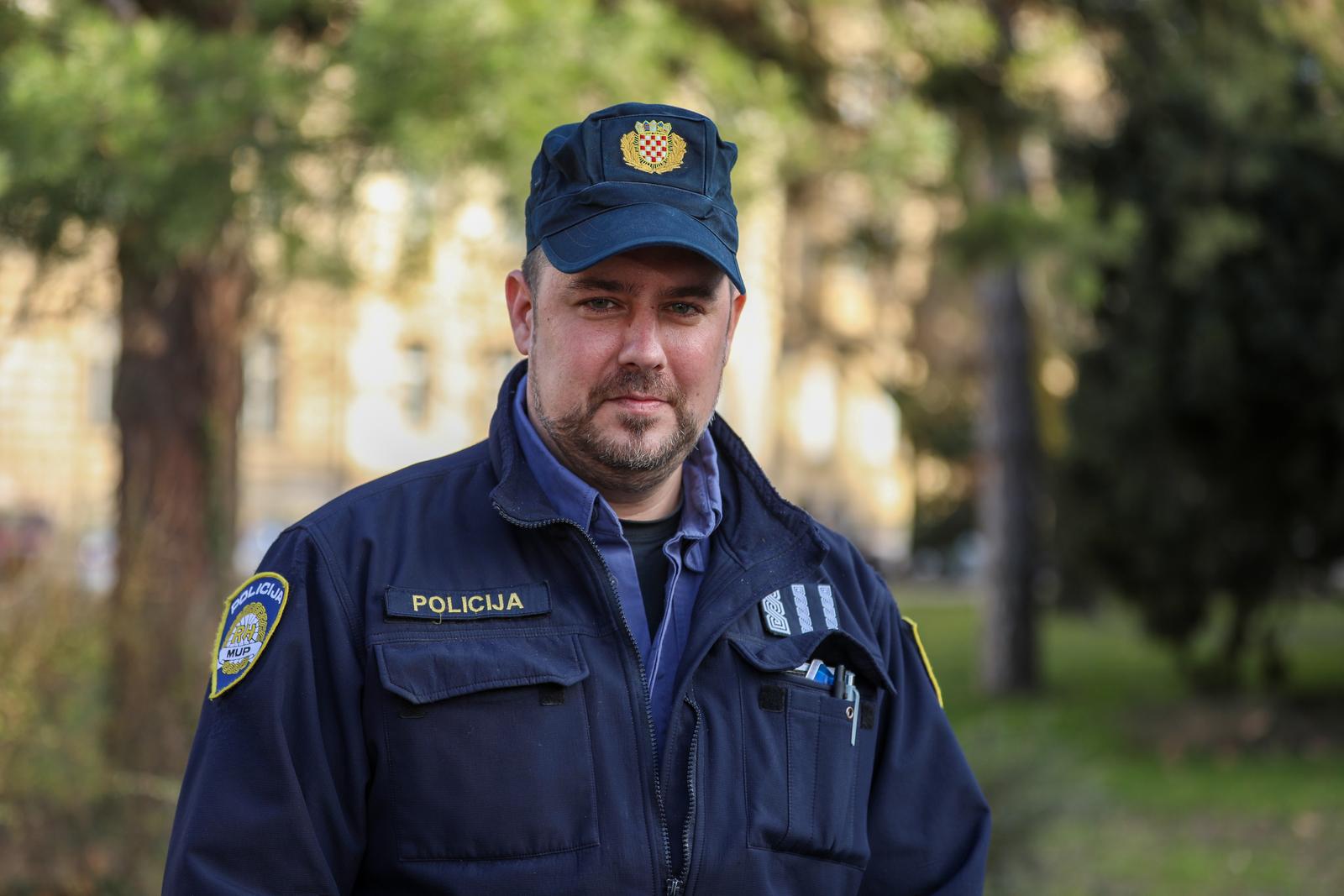 Zagreb: Policijski službenici koji su porodili trudnicu