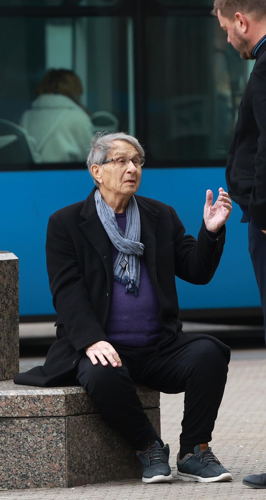 Zagreb: Miroslav Ćiro Blažević i sin prošetali centrom grada