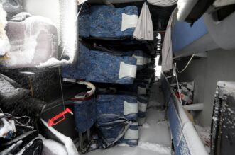 U prevrtanju autobusa na autocesti poginula jedna osoba U prevrtanju autobusa na autocesti poginula jedna osoba