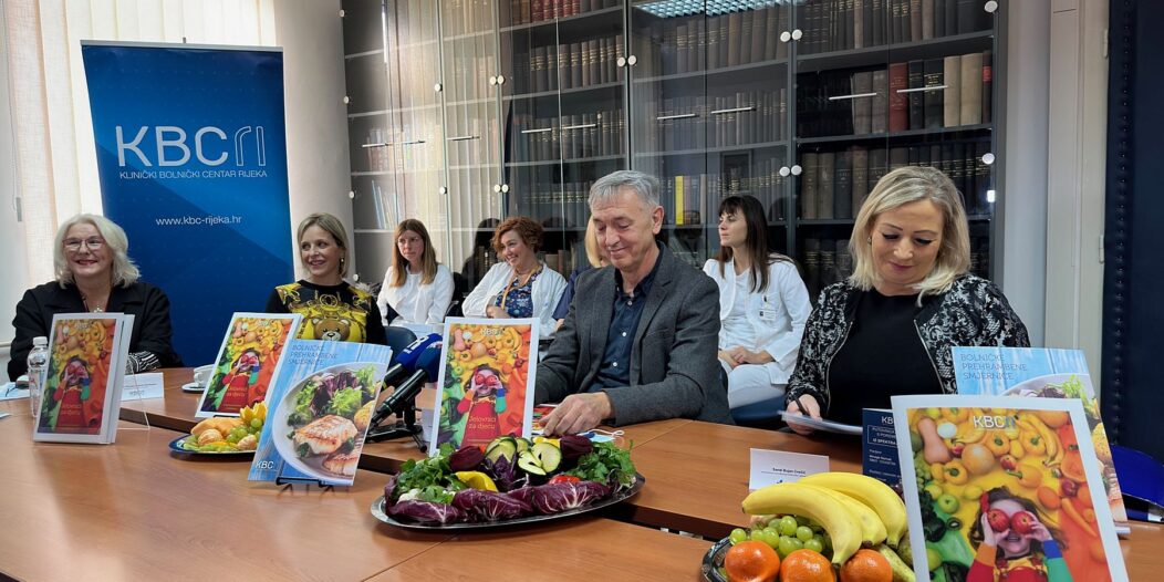 Predstavljeni Jelovnici za djecu (1) Predstavljeni Jelovnici za djecu (1)