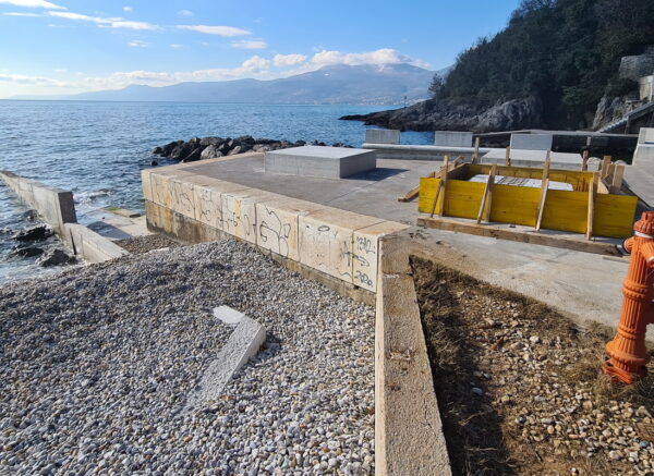 Radovi-na-prilagodbi-zapadnog-platoa-plaže-Ploče-siječanj-2023-5