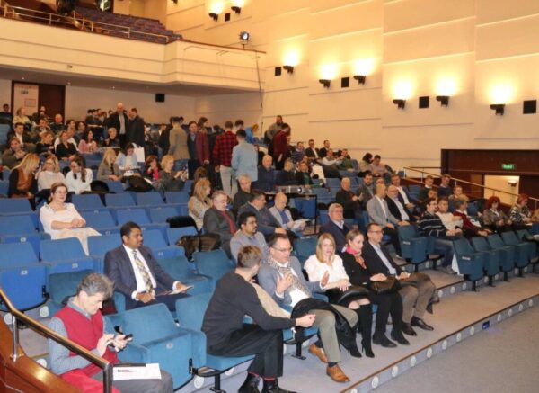 Završna-konferencija-projekta-CEKOM-za-pametne-gradove-1-1200×800