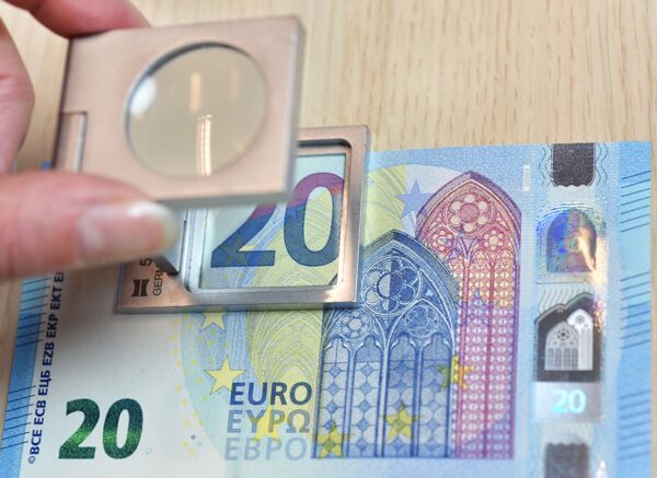 geld-en-loep