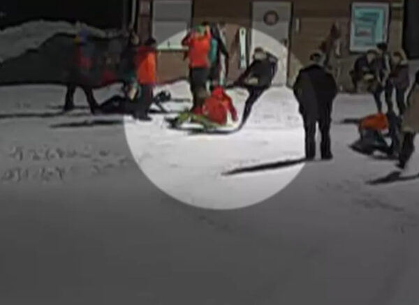 platak udarac nogom u glavu