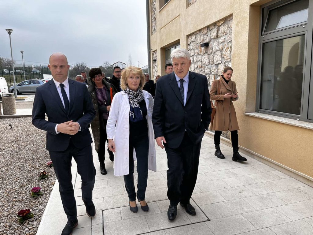 rab insula (34) rab insula (34)