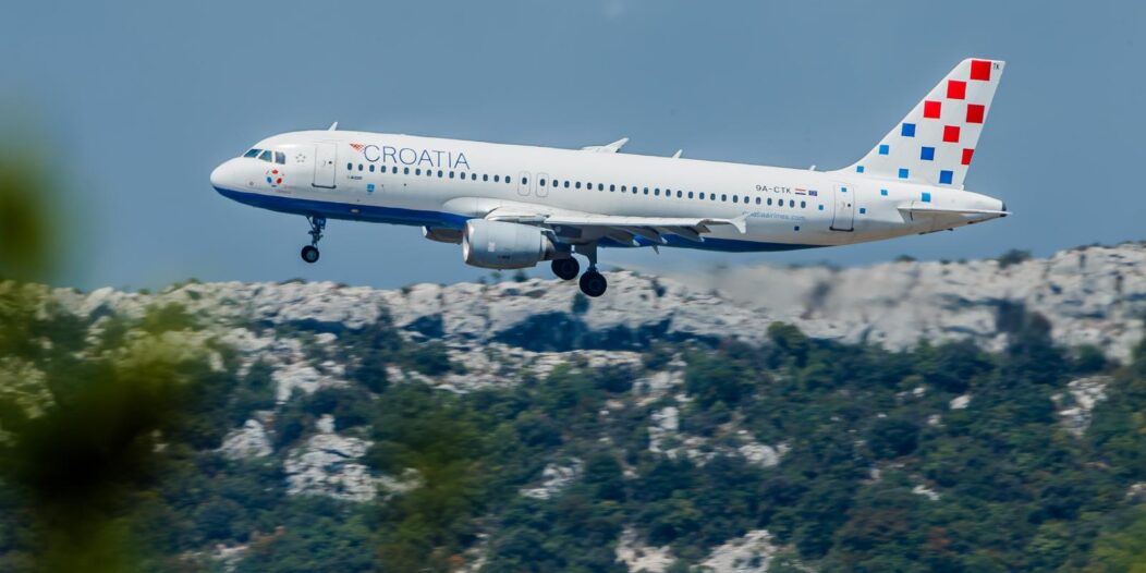 Zrakoplov Croatia Airlinesa Zrakoplov Croatia Airlinesa