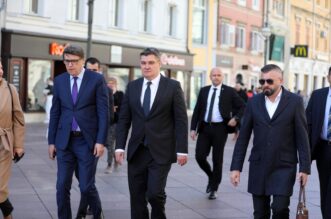 Rijeka: Predsjednik Zoran Milanović sastao se s gradonačelnikom Markom Filipovićem Rijeka: Predsjednik Zoran Milanović sastao se s gradonačelnikom Markom Filipovićem