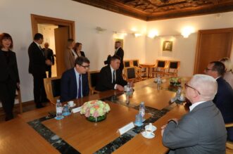 Rijeka: Predsjednik Zoran Milanović sastao se s gradonačelnikom Markom Filipovićem Rijeka: Predsjednik Zoran Milanović sastao se s gradonačelnikom Markom Filipovićem