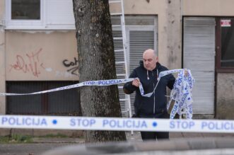 Ubojstvo i pokušaj samoubojstva u zagrebačkoj Dubravi, očevid je u tijeku