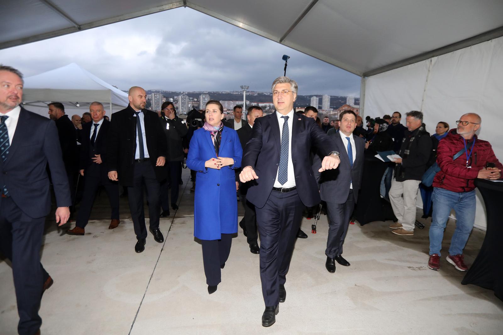 Danska premijerka i Andrej Plenković obišli su budući terminal Rijeka Gateway Danska premijerka i Andrej Plenković obišli su budući terminal Rijeka Gateway