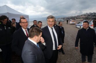 Danska premijerka i Andrej Plenković obišli su budući terminal Rijeka Gateway Danska premijerka i Andrej Plenković obišli su budući terminal Rijeka Gateway