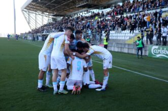 Rijeka: Golom Obenga HNK Rijeka vodi protiv NK Varaždin 2:0 Rijeka: Golom Obenga HNK Rijeka vodi protiv NK Varaždin 2:0