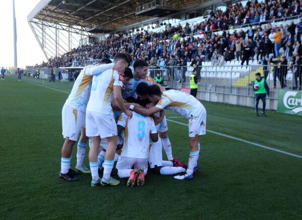 Rijeka: Golom Obenga HNK Rijeka vodi protiv NK Varaždin 2:0