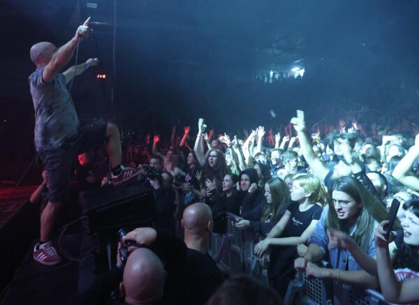 Zagreb: Koncert grupe Hladno pivo u rasprodanom  Domu sportova