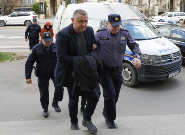 Župan Damir Dekanić i troje policijskih službenika privedeni su na ispitivanje na Županijski sud u Osijeku