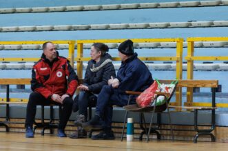 Stanari u blizini Luke Rijeka smješteni su u dvoranu Mladost Stanari u blizini Luke Rijeka smješteni su u dvoranu Mladost