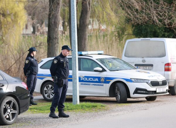 U Vinkovcima ubijen muškarac, policija pronašla i tijelo počinitelja