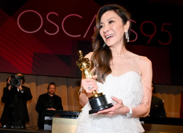 michelle-yeoh-oscars-bts