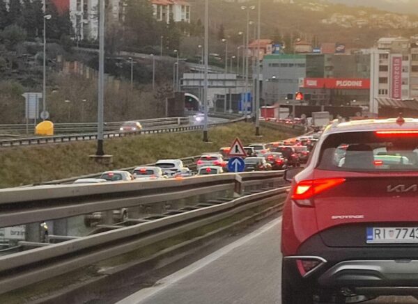 nesreća 270323obilaznica – kopija