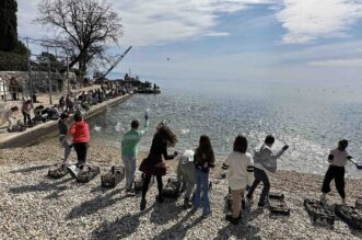 plaza tomasevac opatija eko akcija svjetski dan vode (10) plaza tomasevac opatija eko akcija svjetski dan vode (10)