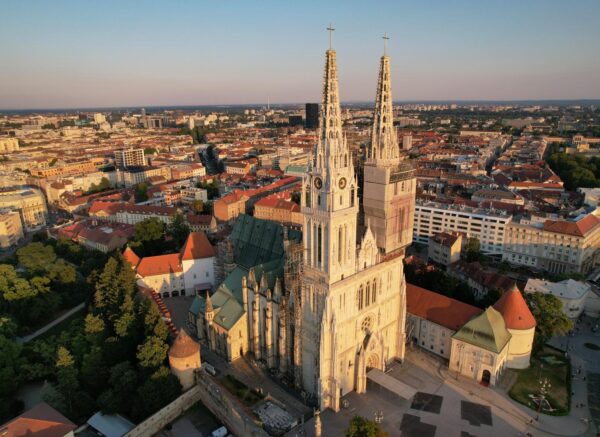 Fotografije iz zraka zagrebačke katedrale