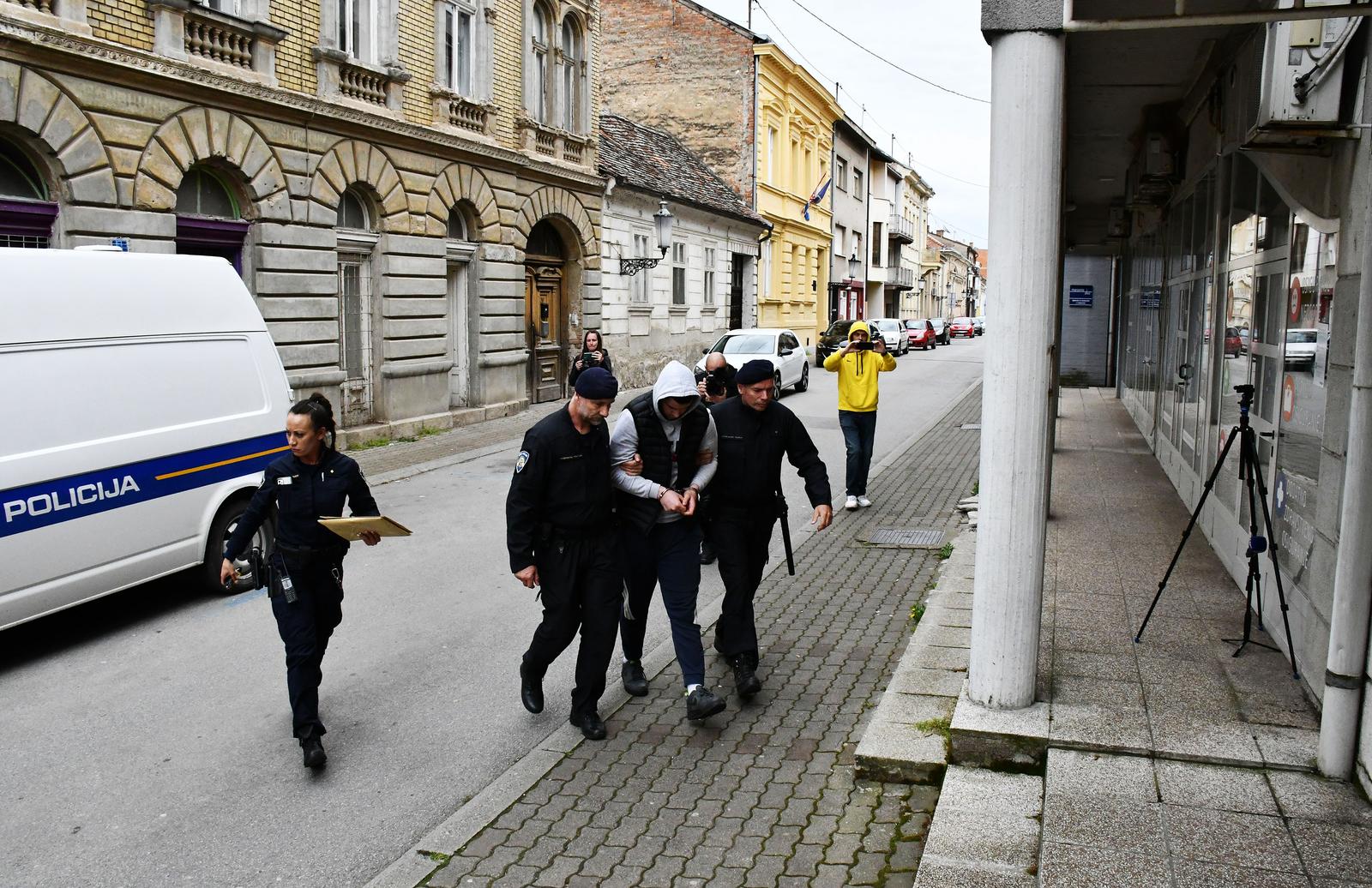 EKSKLUZIVNO Slavonski Brod: Priveden mladić koji je nasmrt pretukao vojnika u Požegi